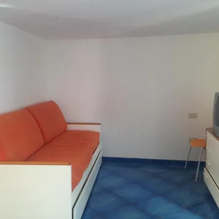 Apartment Agenzia Isotur Locanda Nonna Giulia 33 Vista Mare- Soppalcata